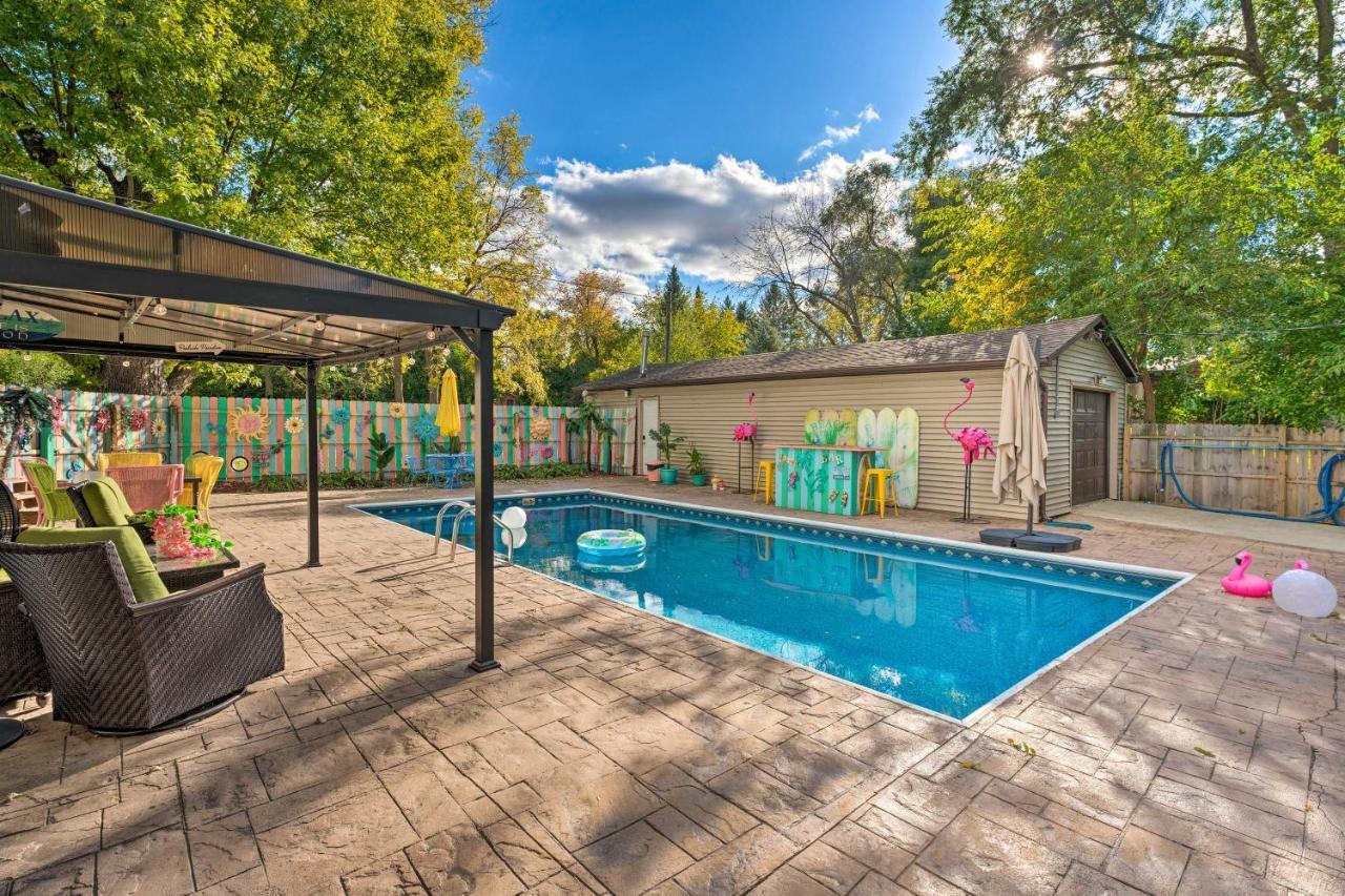Rock River Retreat With Dock And Seasonal Pool! Edgerton المظهر الخارجي الصورة
