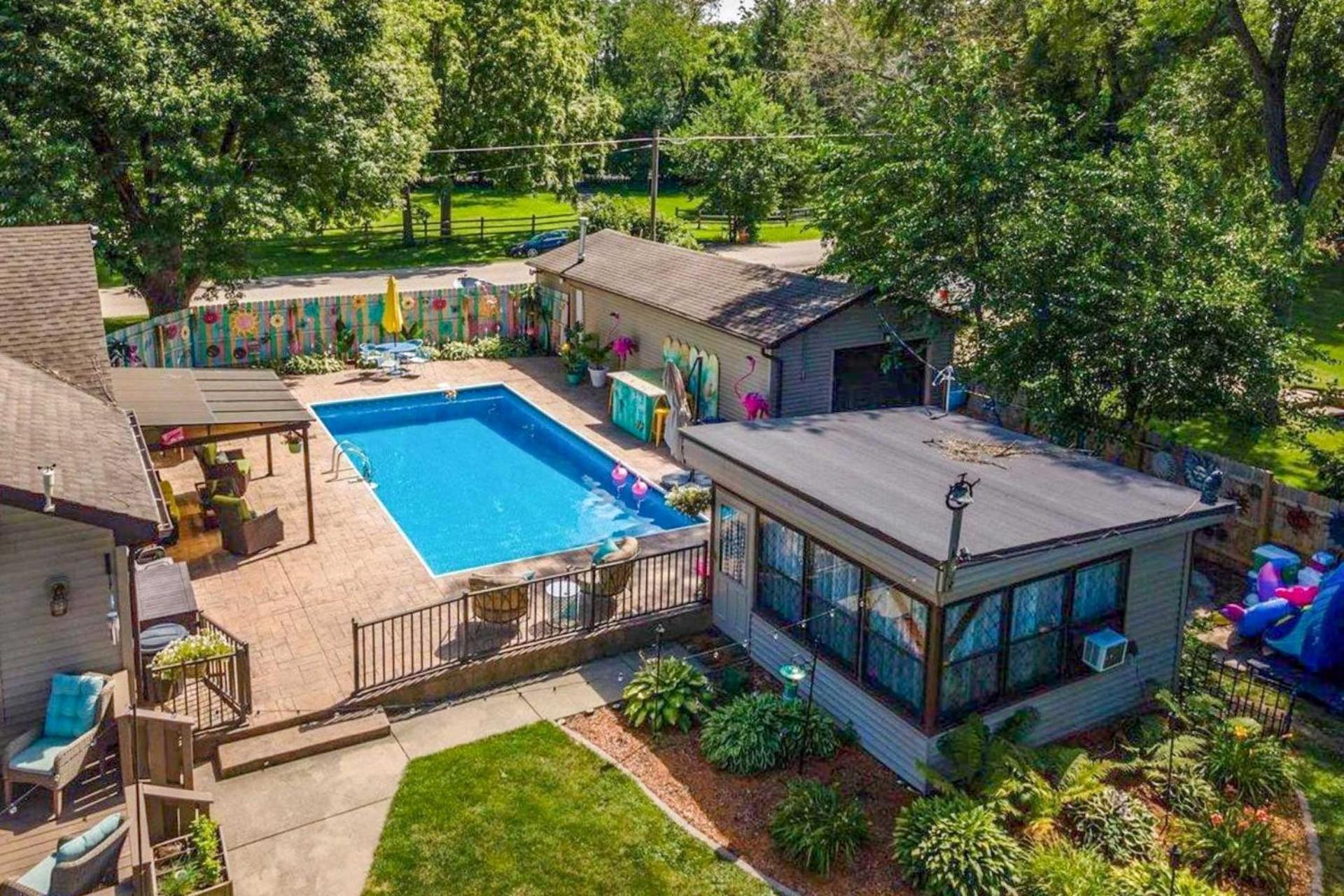 Rock River Retreat With Dock And Seasonal Pool! Edgerton المظهر الخارجي الصورة