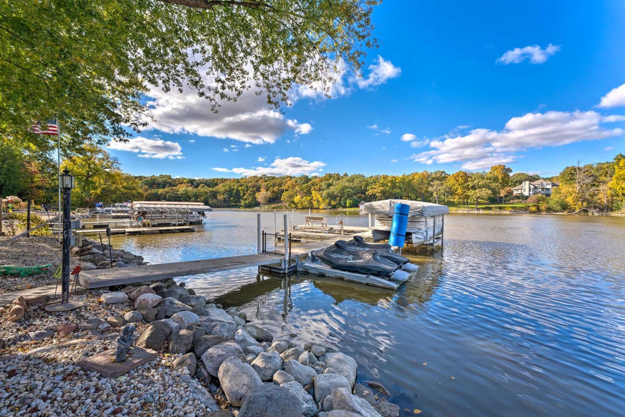 Rock River Retreat With Dock And Seasonal Pool! Edgerton المظهر الخارجي الصورة
